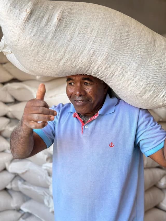 Prefeitura de Jussara reforça apoio ao homem do campo com novas entregas e ações durante a seca